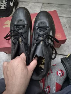 FREE SOCCER SHOES