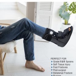I Walking Boot Unisex Size Medium 