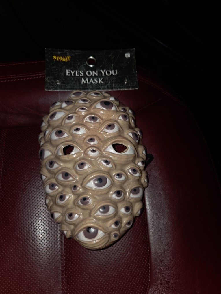 Eyes On You Mask