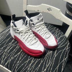 AIR JORDAN 12s Size 4Y