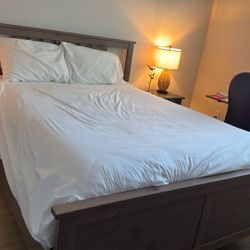 Beautiful & Super Comfortable Luxury Queen Mattress + Boxspring + Wooden Head/Base Board 