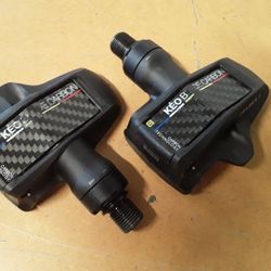 Look Keo Carbon Blade 12 Pedals No Cleats Nice Condition 