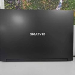 Gigabyte Gaming Laptop 144hz Screen