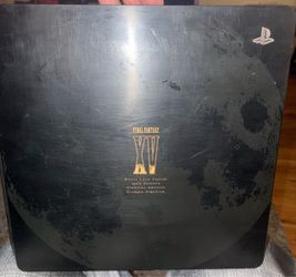 1TB PS4 Luna final fantasy xv limited edition