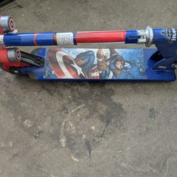 Captain America Foldable Scooter - Kids