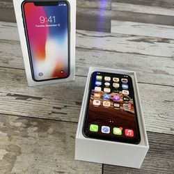 iPhone X Unlocked Excellent Condition W/ Box, Charger And Tempered Glass Screen Protector 