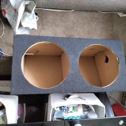 10" Or 12" Speaker Box