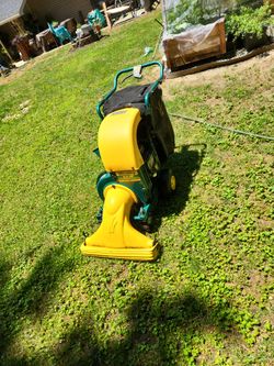 Leaf Vac