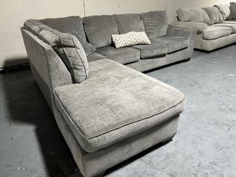 SECTIONAL COUCH SOFA