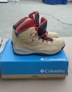 Colombia Boots 9.5