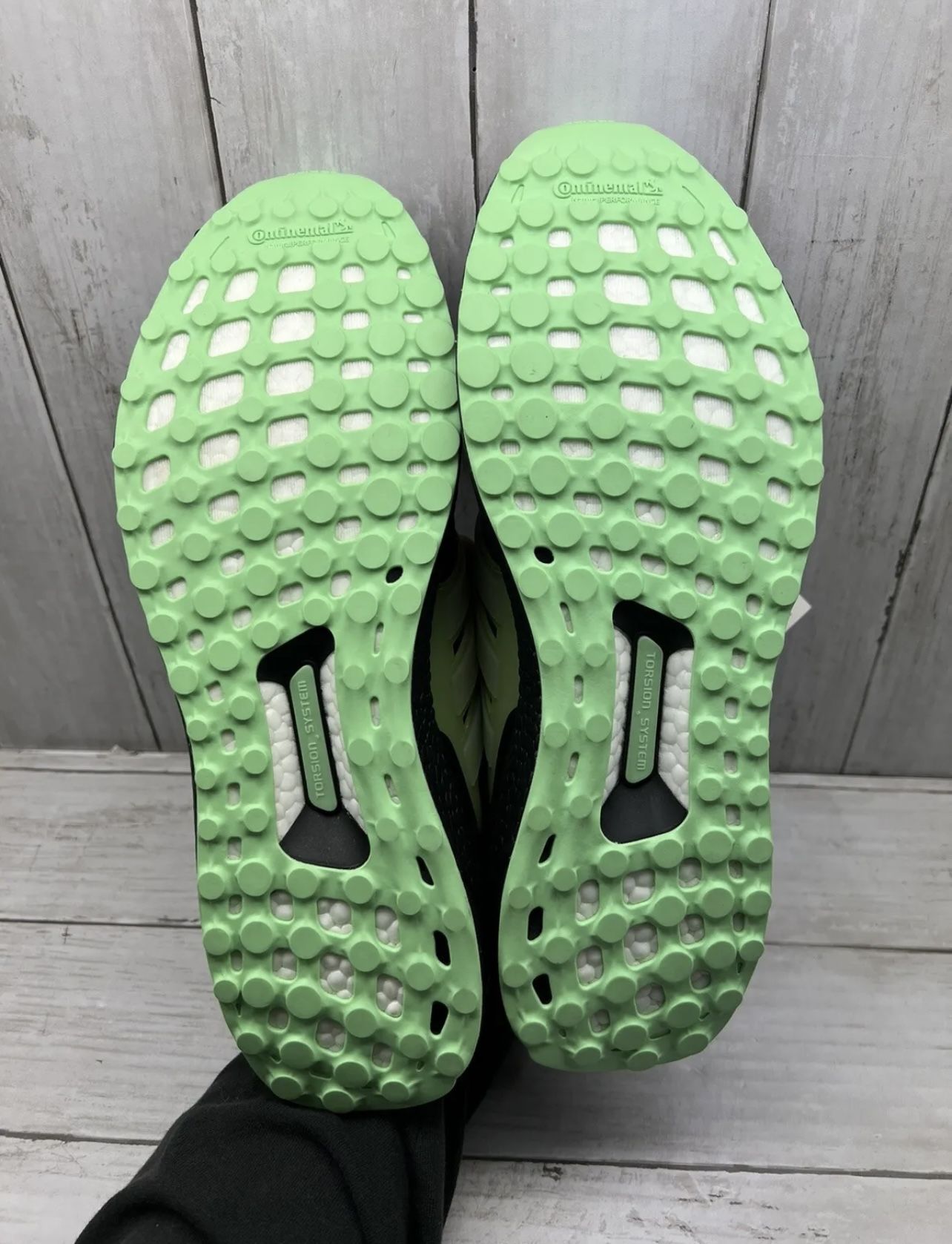 NEW Adidas Ultraboost 5.0 DNA BLACK/BEAM GREEN (GV8729 