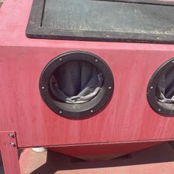 Sandblasting Cabinet