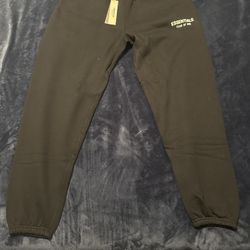 NEW Fear of God Essentials Sweatpant Core Jet Black 130HO242020F Men's Sz Medium