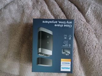 Philips Norelco compact shaver
