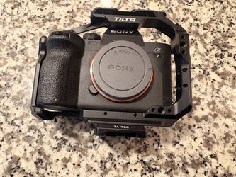 Sony A7IV with Tilta Cage