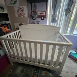 Baby Crib 