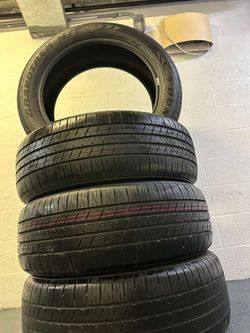 Set of 4 Dunlop Grandtrek PT31 Tires 265/50R22
