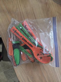 Complete pumpkin carving set.