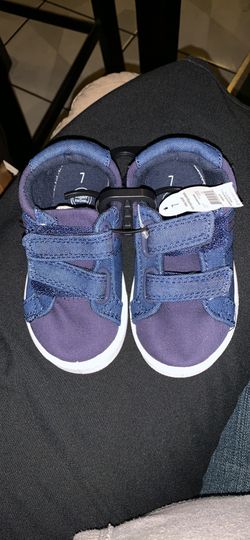 Boy shoes size 7, blue