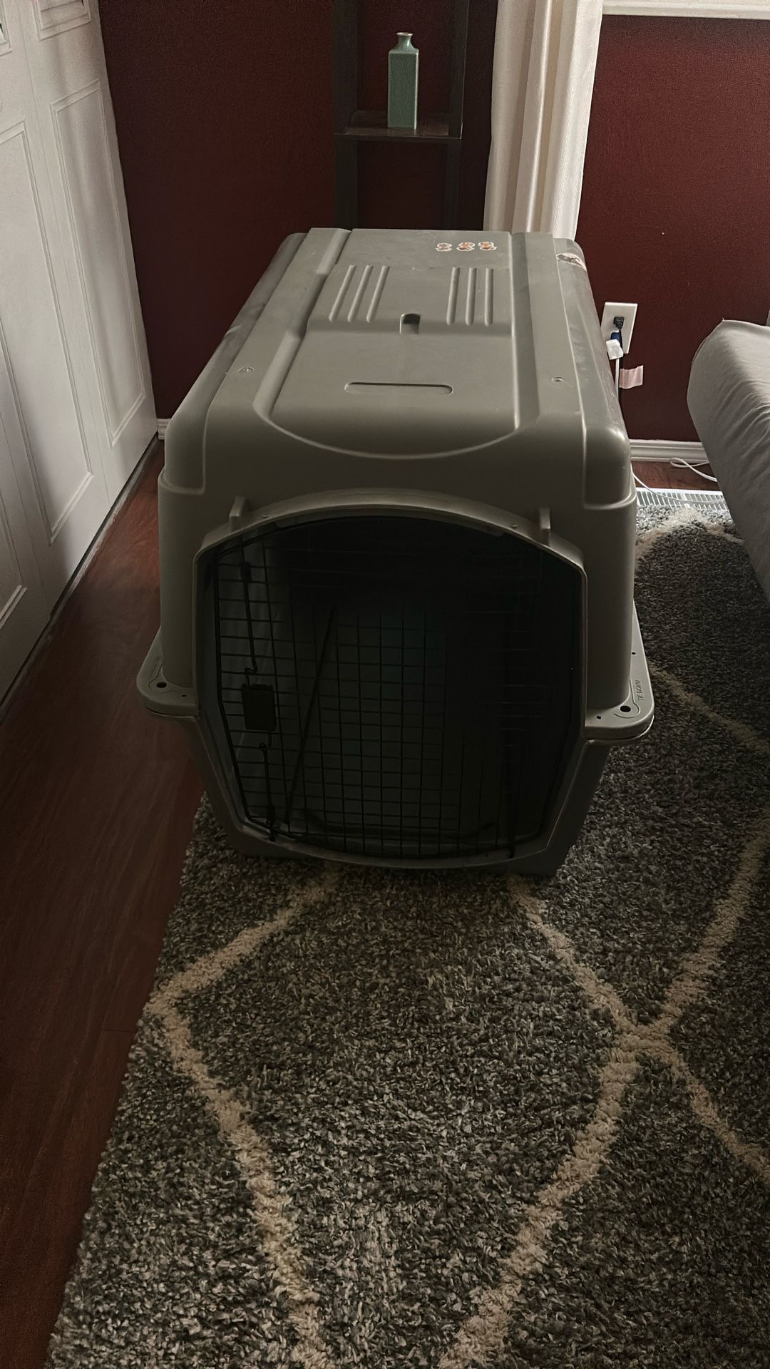 Large Plastic Dog Kennel