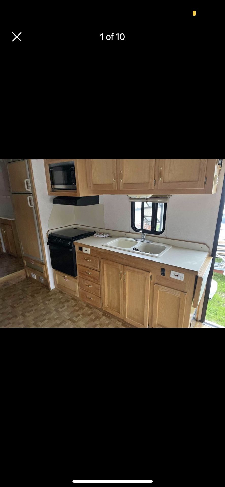 2000 New Horizon Camping Trailer