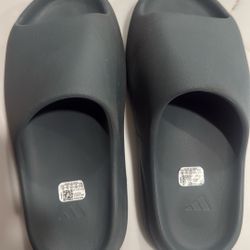 Yeezy Slide Slate Marine Size 10.0