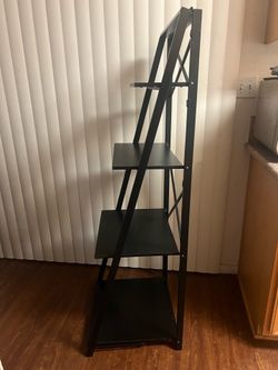 Home organizing shelf