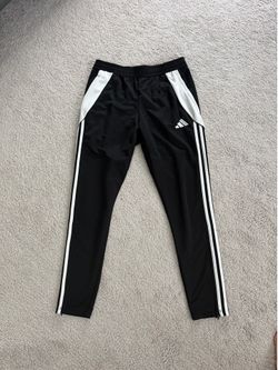 Addidas pants size M