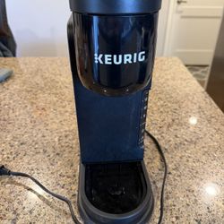 Keurig K-Express Single Serve Coffee Maker – Strong Brew Option, 42oz Reservoir