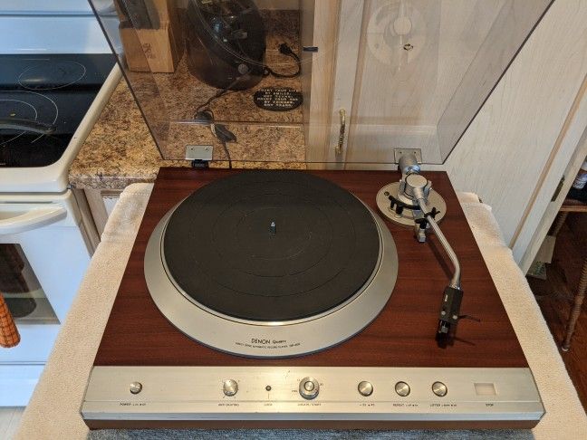 High Quality Denon DP-40f Turntable -For Repair