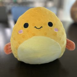 Safa The Yellow Pufferfish Squishmallow