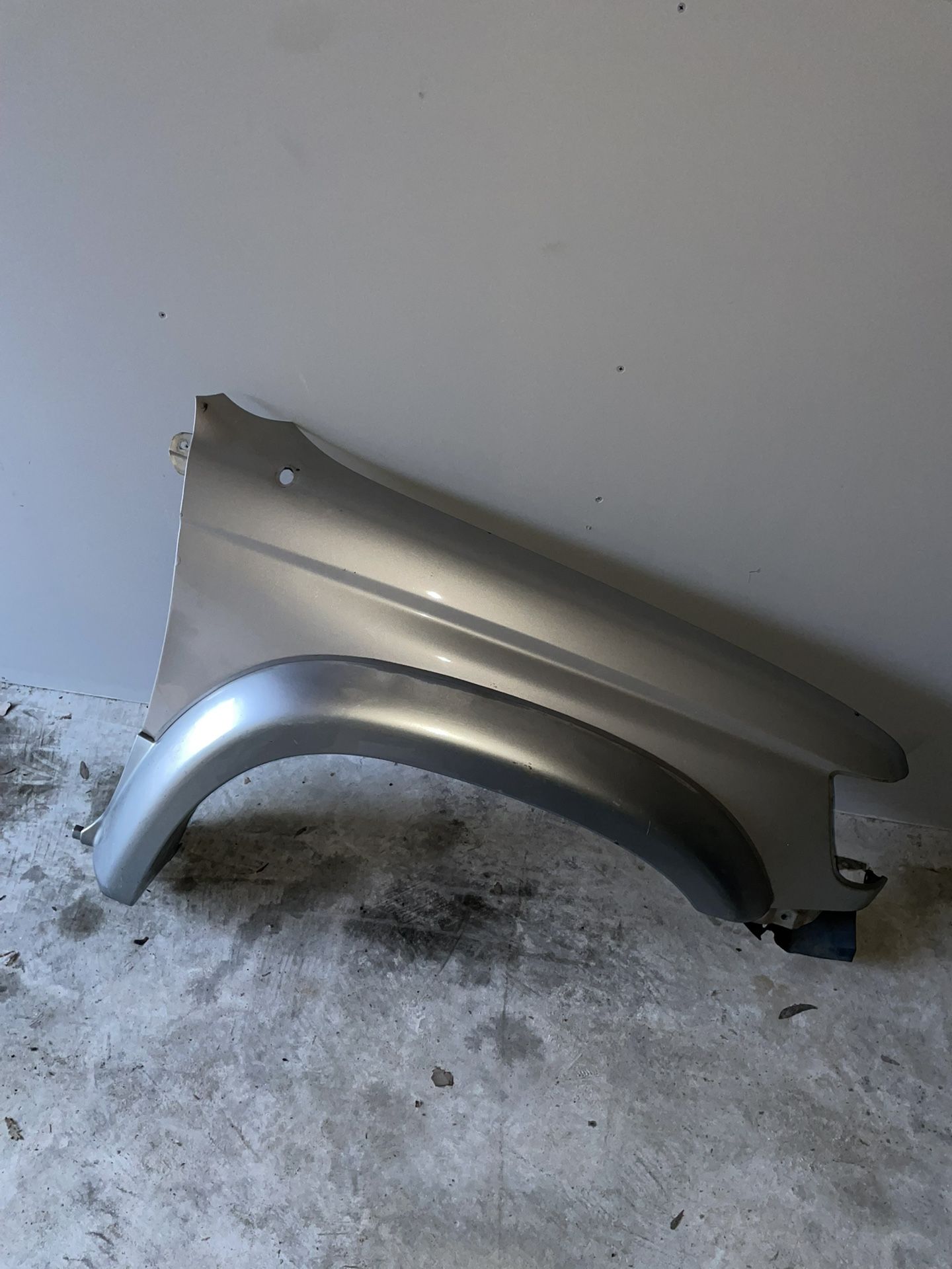 99-02 Limited Toyota 4Runner Passenger Fender 