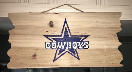 Hand painted NFL Dallas Cowboys wooden plaque