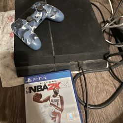 Ps4 with Controller And 2k