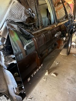 Door For Tahoe Yukon 07-14