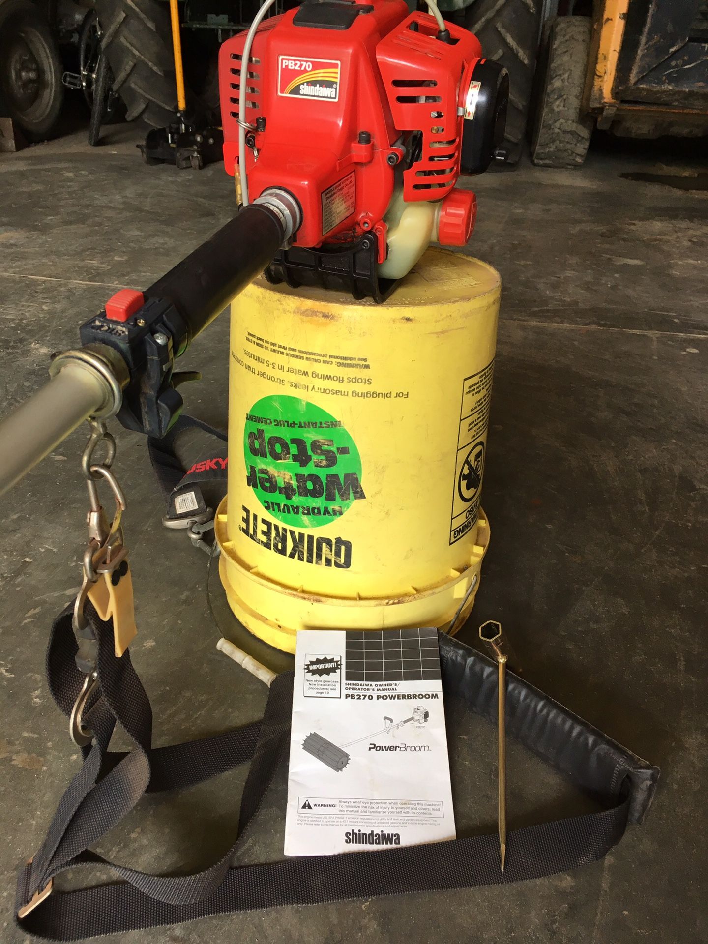 Shindaiwa Power Broom for Sale in Monroe, CT OfferUp