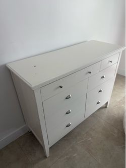 Solid wood dresser