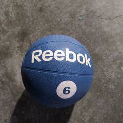 Reebok 6 lb Medicine Ball