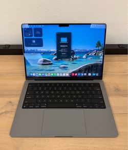 14" MacBook Pro M1 Max 10 Core*64GB RAM*1TB SSD