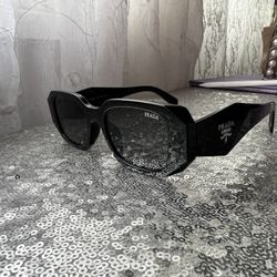 Sunglasses for men and women brand new