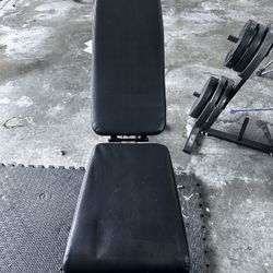 Weight Bench 