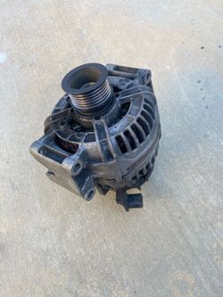 Mercedes Benz C300 OEM Alternator