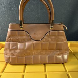 Elegant Faux Crocodile Leather Handbag