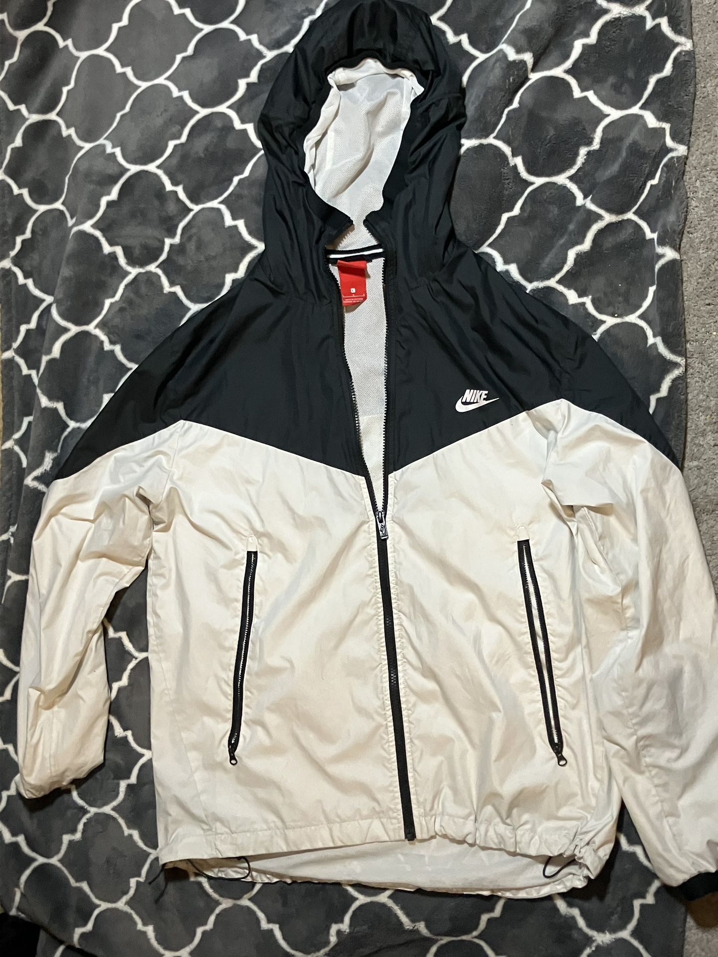Large White And Black Nike Windbreaker