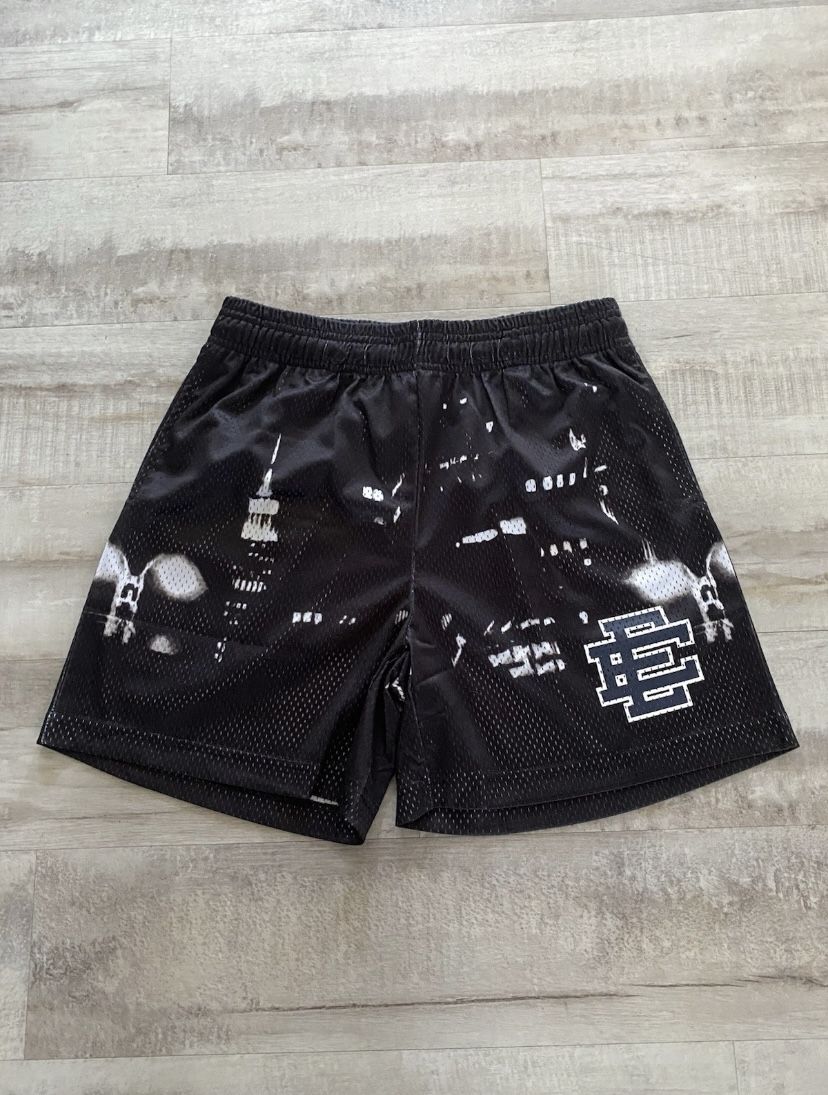 Black city EE shorts