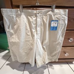 Columbia Men’s Washed Out Short In Fossil Size 44/ins. 10”