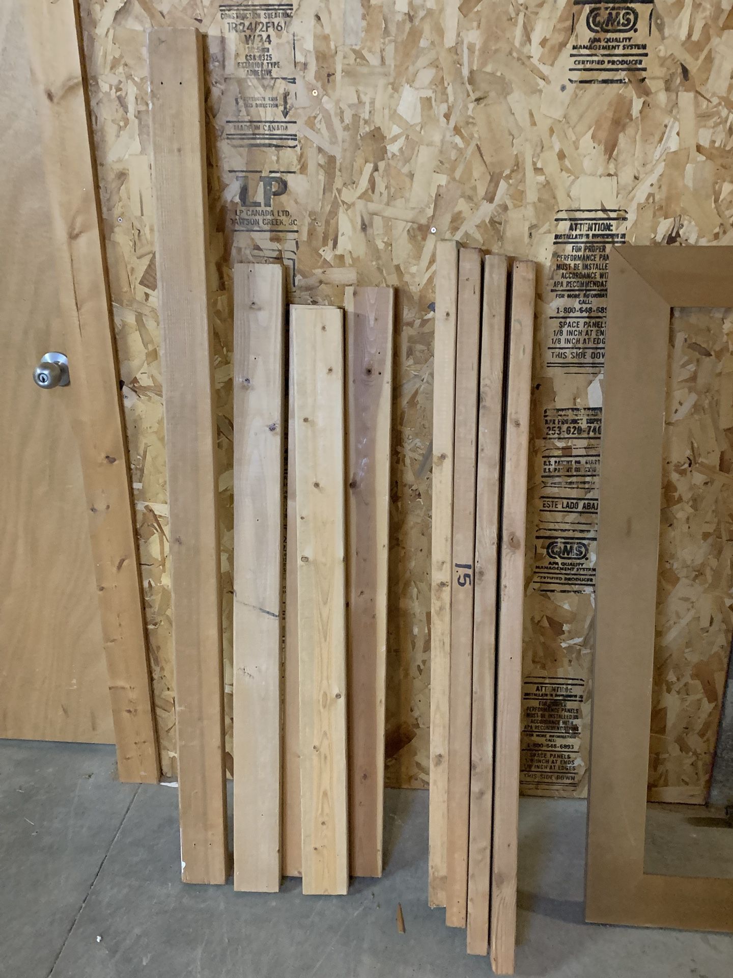 Lumber Pieces 
