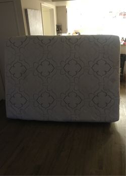 Used Queen Sized Mattress (great Condition)