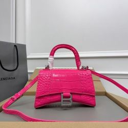 BaIenciaga pink bag