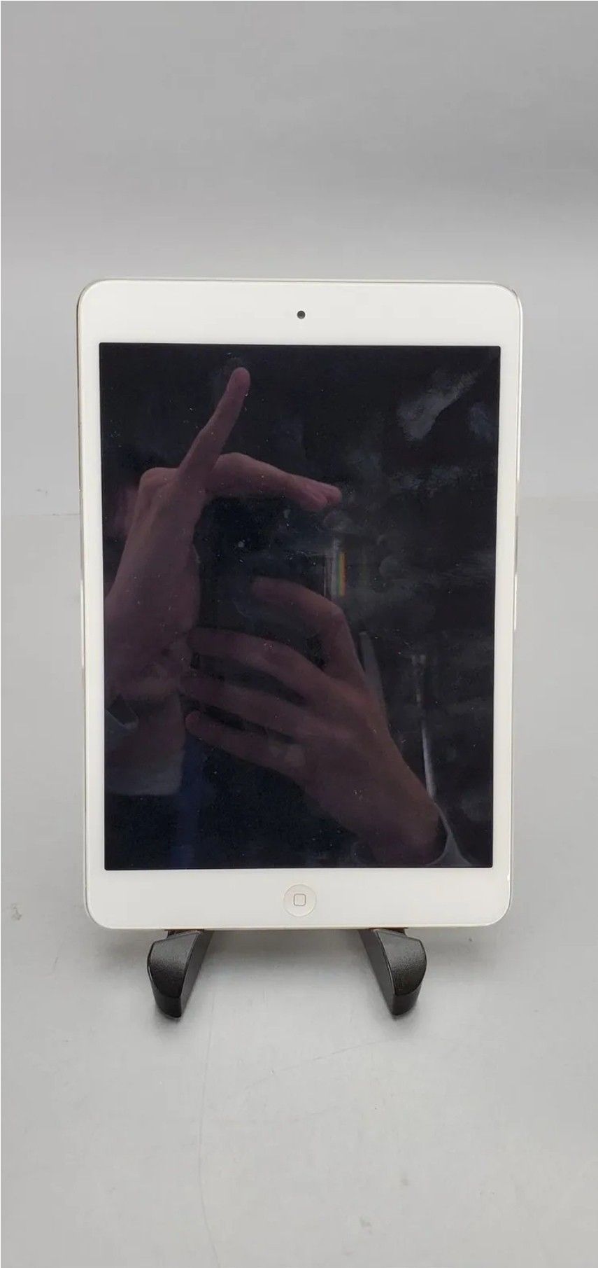Apple iPad Mini 2 ME279LL/A Silver Dual Core WiFi 16GB 7.9 in Touchscreen Tablet